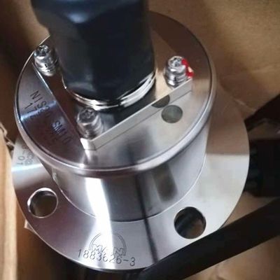 人の海兵隊員は1883626-3の高性能の海洋の予備品を分ける