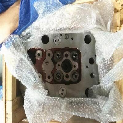 YANMAR DAIHATSU Silk20 Silk28の海洋の予備品/補助エンジンのシリンダー ヘッド